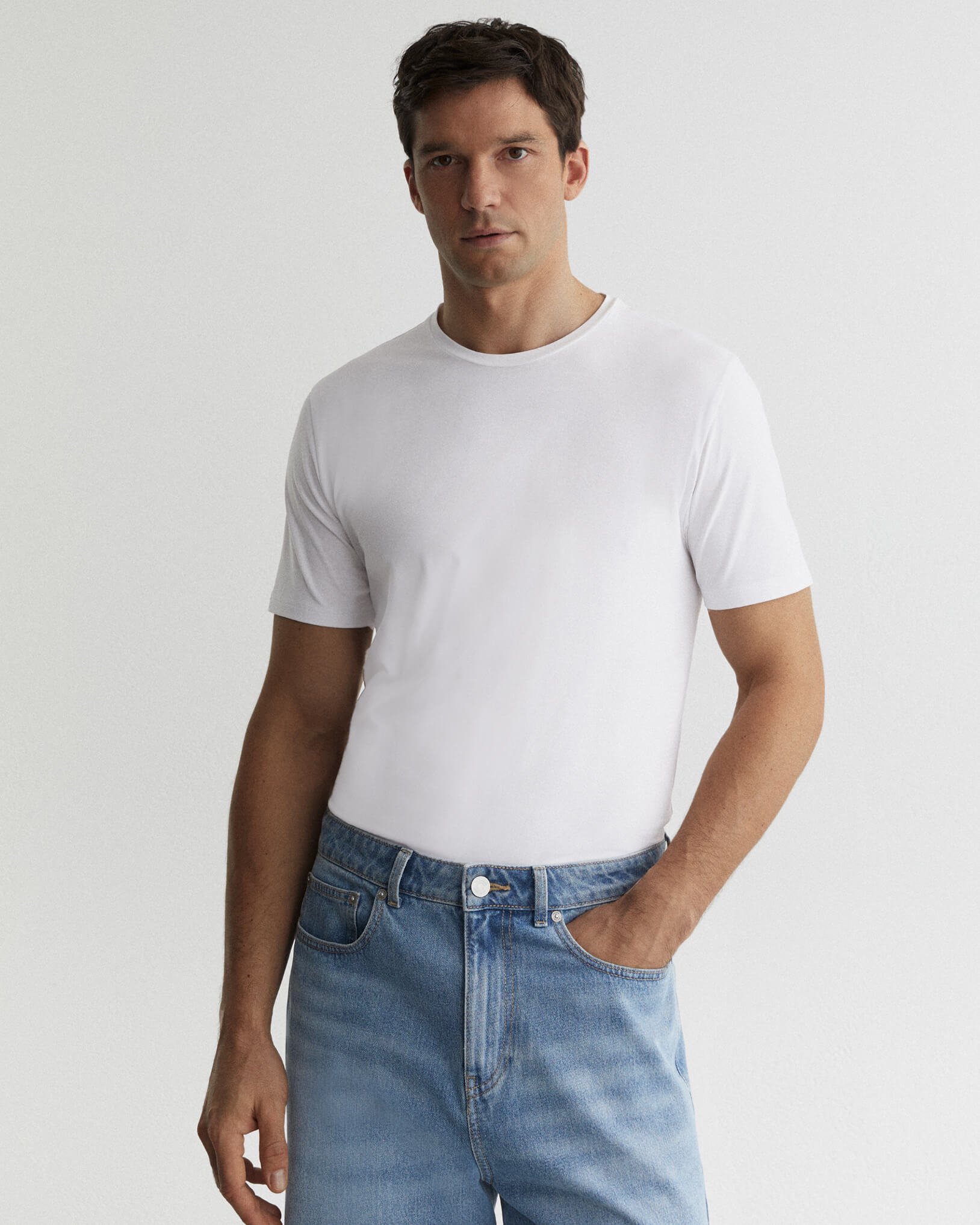 SLIM FIT T-SHIRTS
